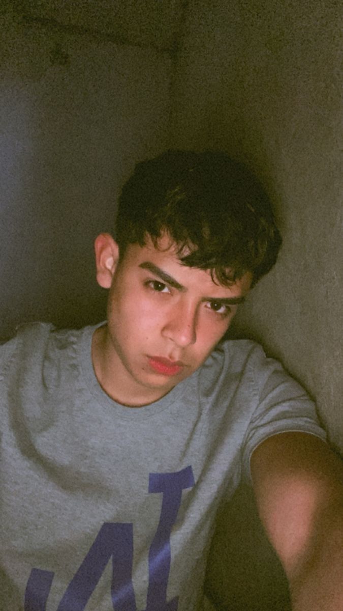 <em><strong>Javier Troncoso</strong></em>